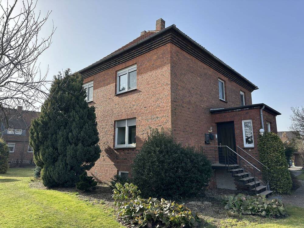 Thumbnail-Gepflegtes Zweifamilienhaus - mit neuer Luft-Wasser Wärmepumpe !(JS-1020-212)