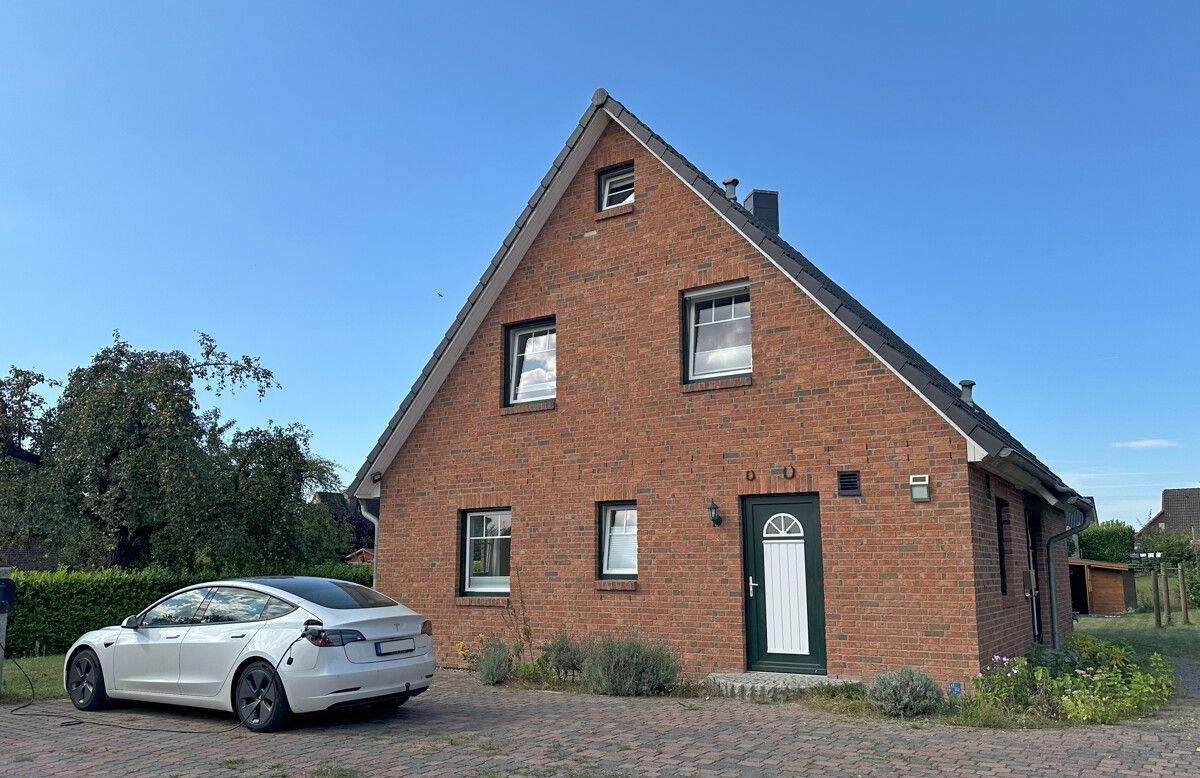 Thumbnail-Energieeffizientes Familiendomizil im Grünen