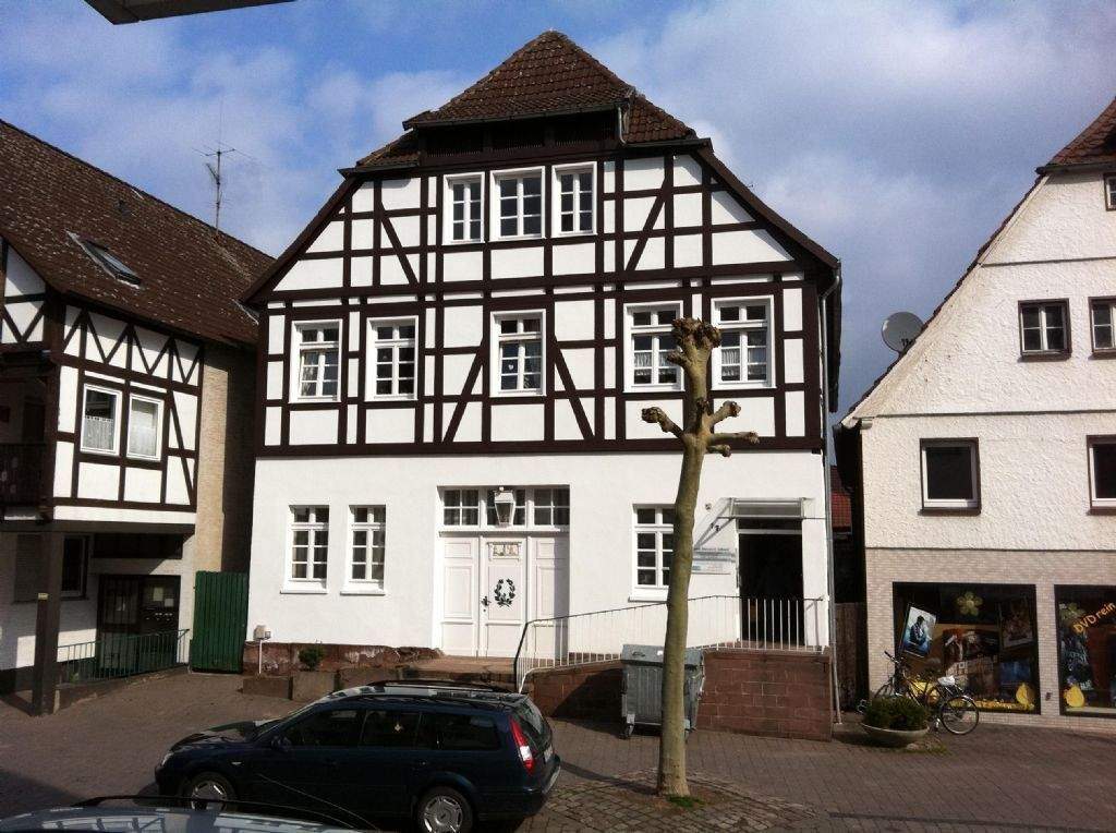 Thumbnail-Beverungen - 4 Zimmer-Wohnung im Zentrum - WBS erforderlich