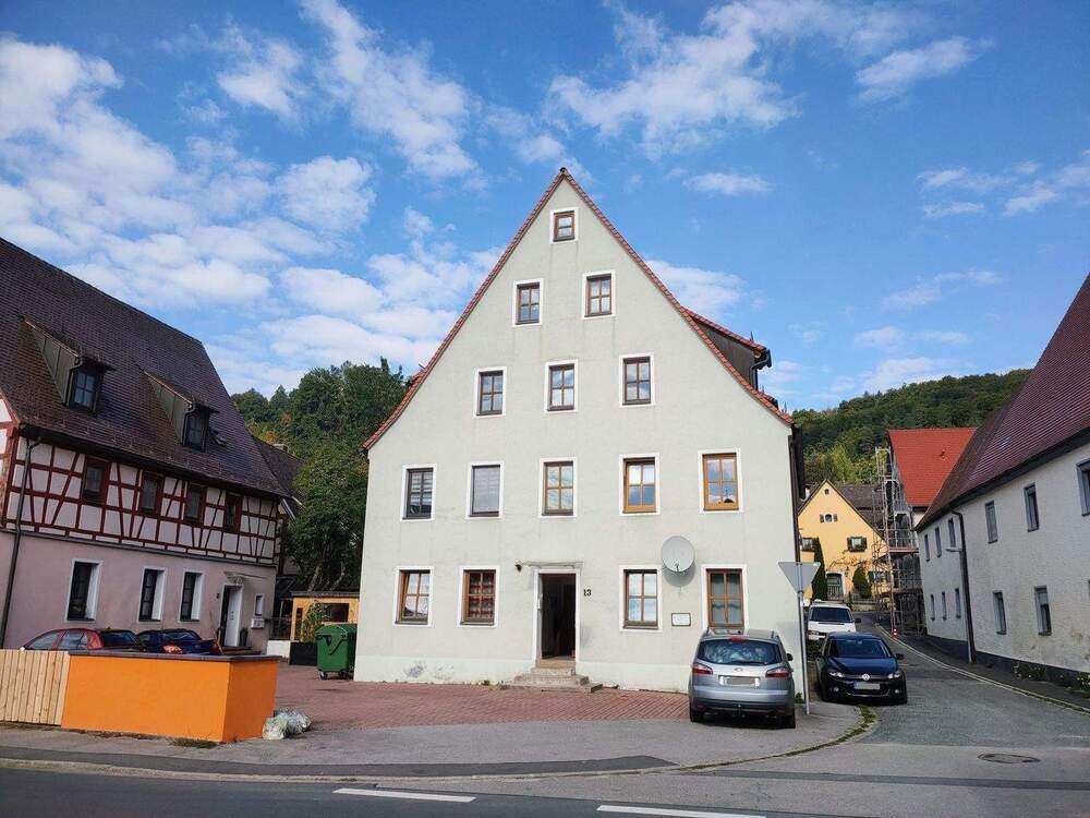 Thumbnail-Charmante 2-3-Zimmer-Mansardenwohnung in idyllischer Lage