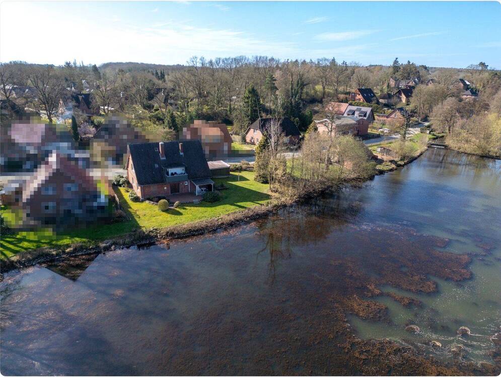 Thumbnail-Zweifamilienhaus in einzigartiger Lage am Ashäuser Mühlenteich