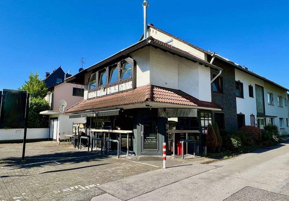 Thumbnail-5-Parteien Mehrfamilienhaus mit einer Gewerbeeinheit