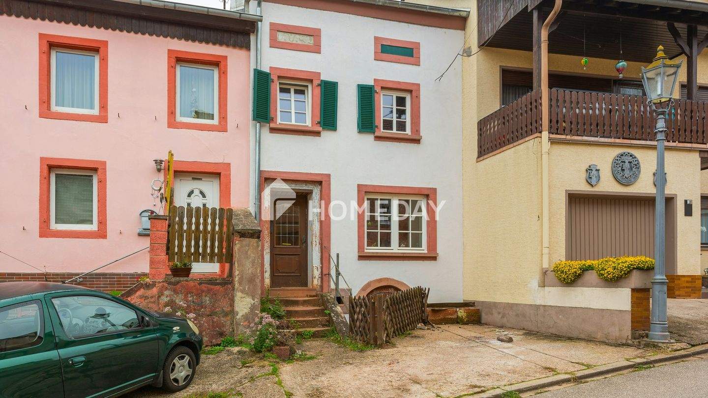 Thumbnail-Charmantes RMH mit Geschichte und Herz: Willkommen in Trassem und Ihrem neuen Kapitel