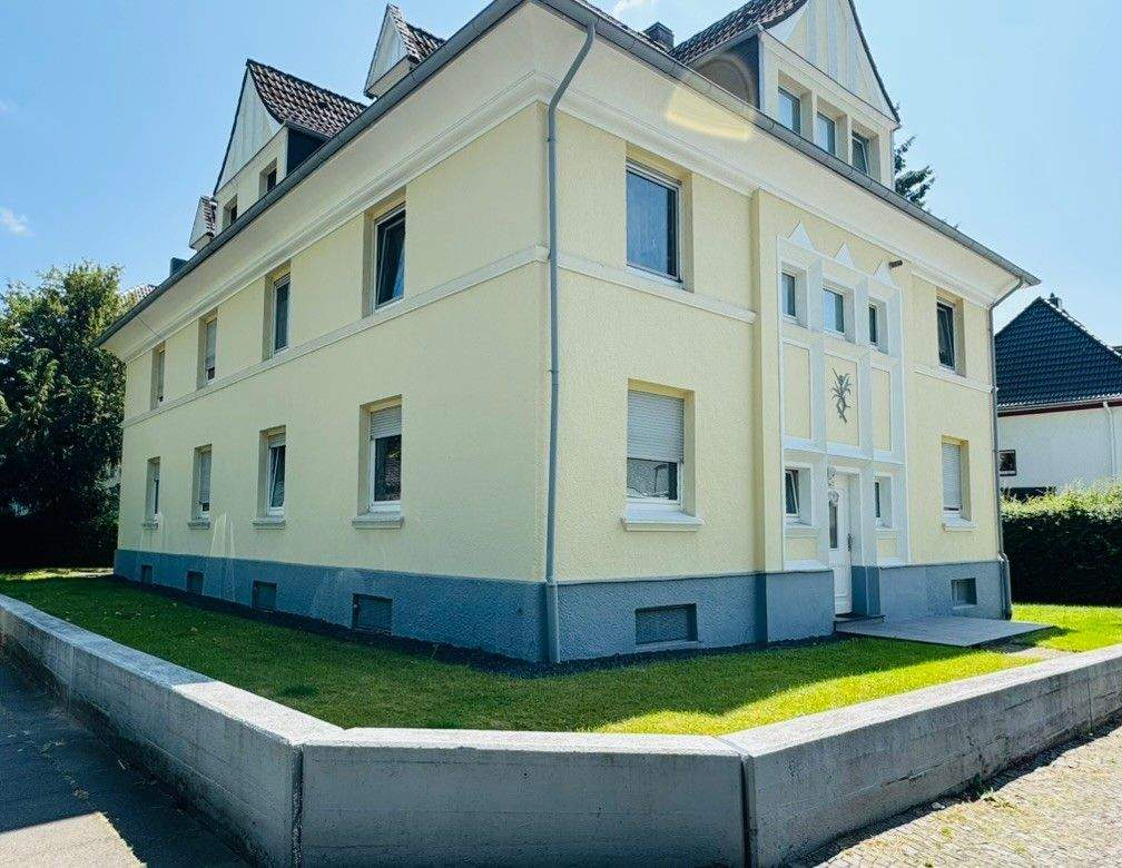 Thumbnail-3-Parteien Mehrfamilienhaus aus der Gründerzeit mit großem Garten