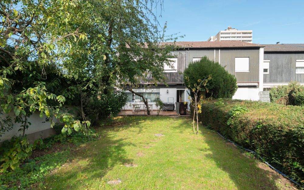 Thumbnail-Geräumiges Familienhaus mit 6 Zimmern in Neu-Isenburg