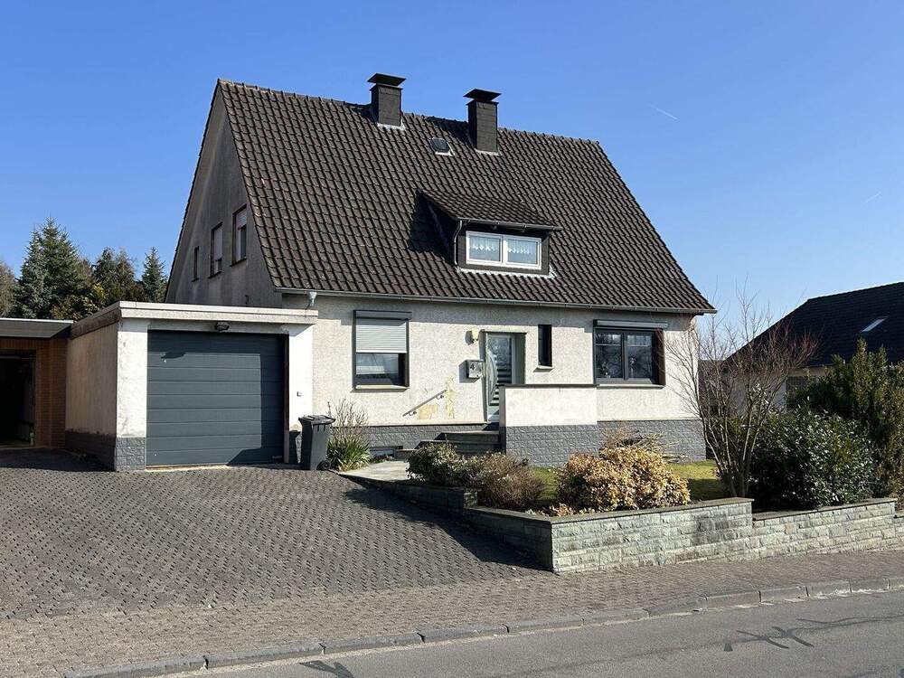 Thumbnail-Gepflegtes Einfamilienhaus sucht neuen Besitzer
