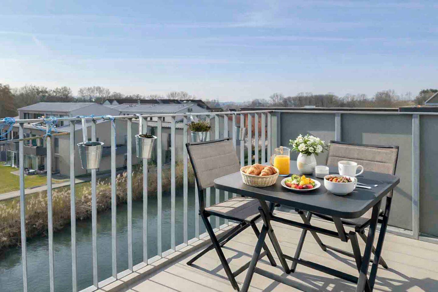 Thumbnail-Exklusive Galeriewohnung im Denkmal-Loft - Balkon mit Wasserblick und Tiefgarage