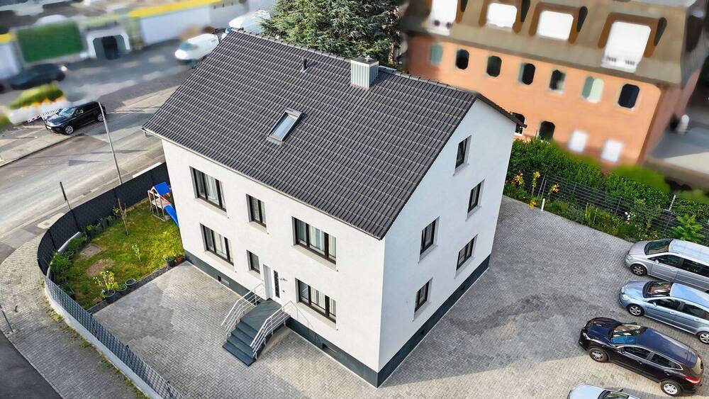 Thumbnail-Wohn- und Geschäftshaus in Toplage von Frankfurt-Seckbach - Wohnen und Arbeiten unter einem Dach.