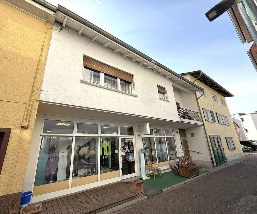 Haus 1, Vorderansicht