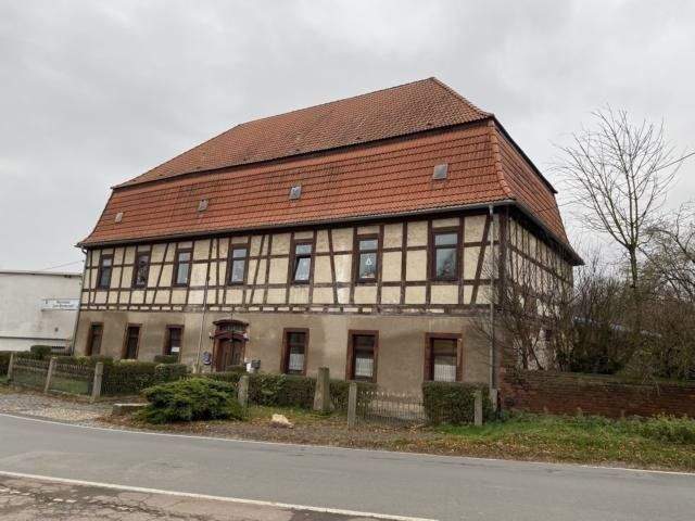 Thumbnail-vermietetes Mehrfamilienhaus in Bornstedt ( Mansfelder Land)