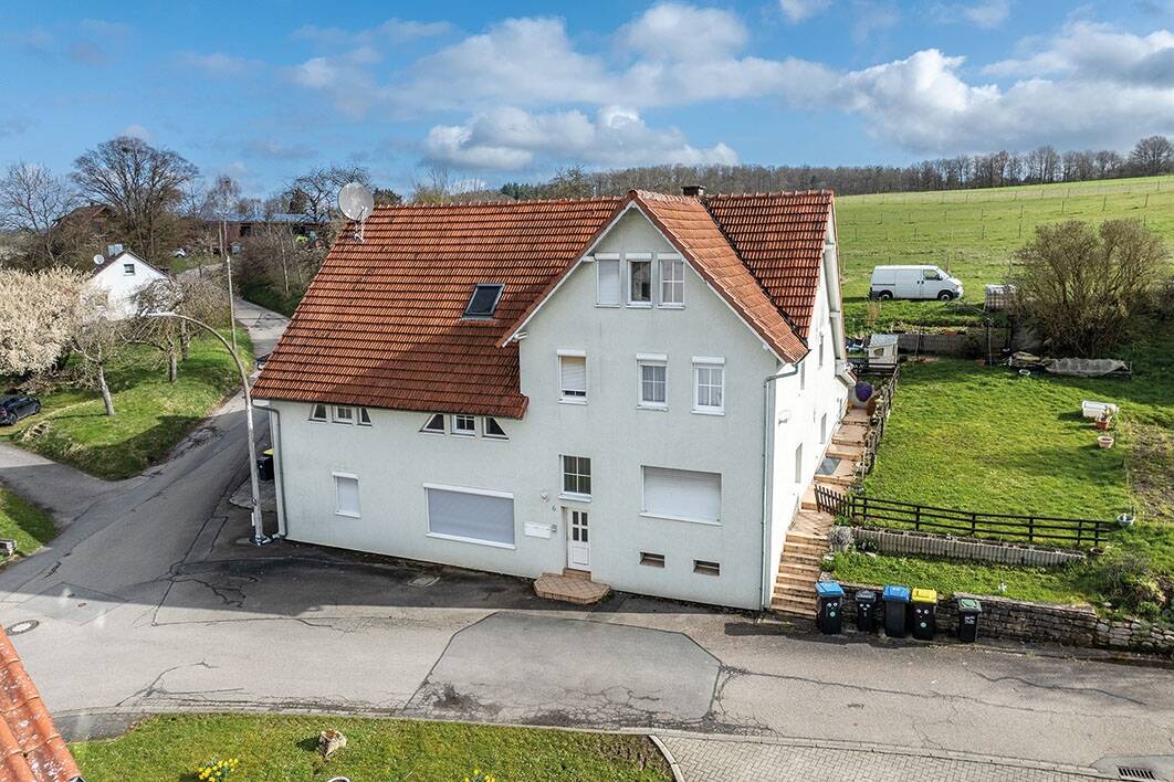 Thumbnail-Mehrfamilienhaus mit 6 WE - überwiegend vermietet
