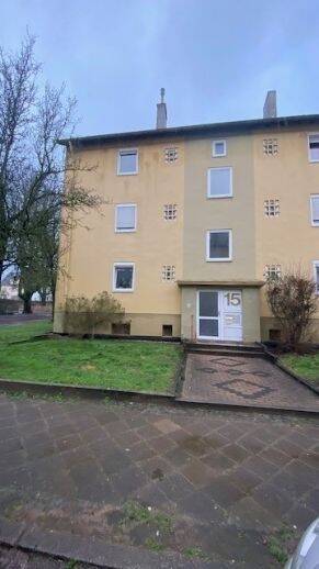 Thumbnail-2 ZKB, 2.OG re, renoviert, Trifelsstr. 15, 66113 Saarbrücken