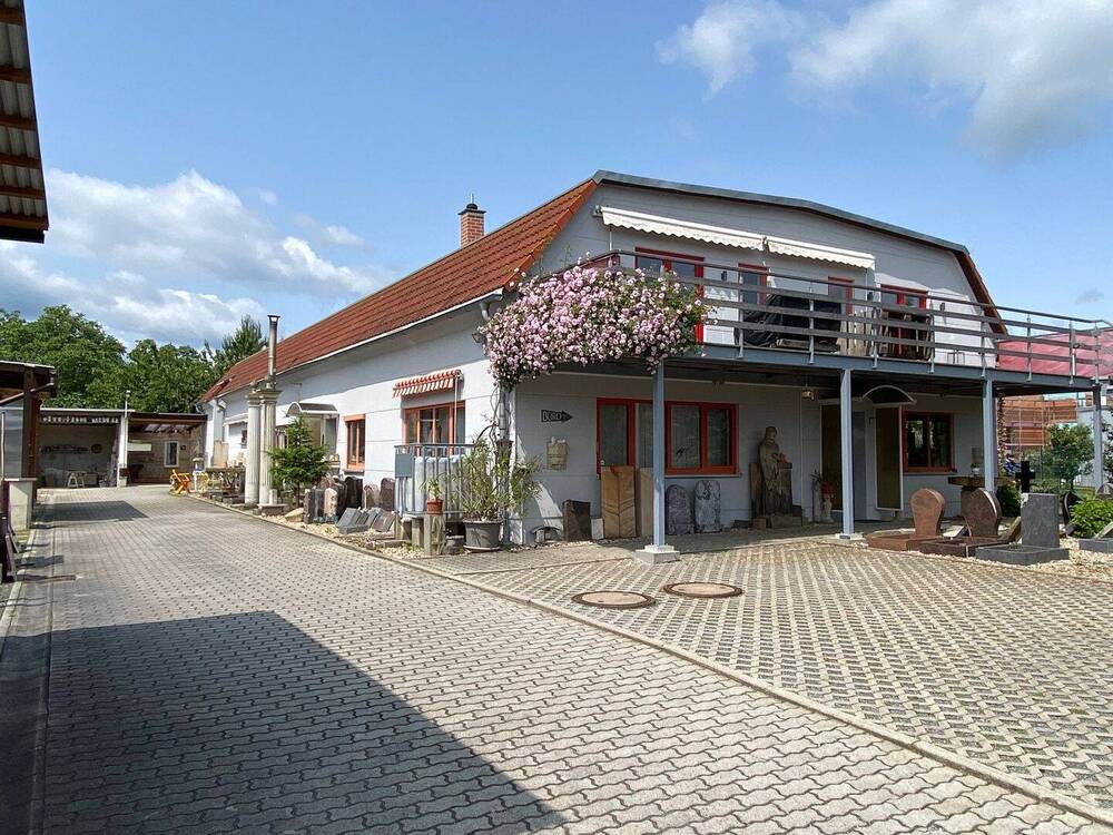 Thumbnail-Gewerbehalle inkl. Betriebswohnung sowie Baugrundstück zur vielseitigen Nutzung