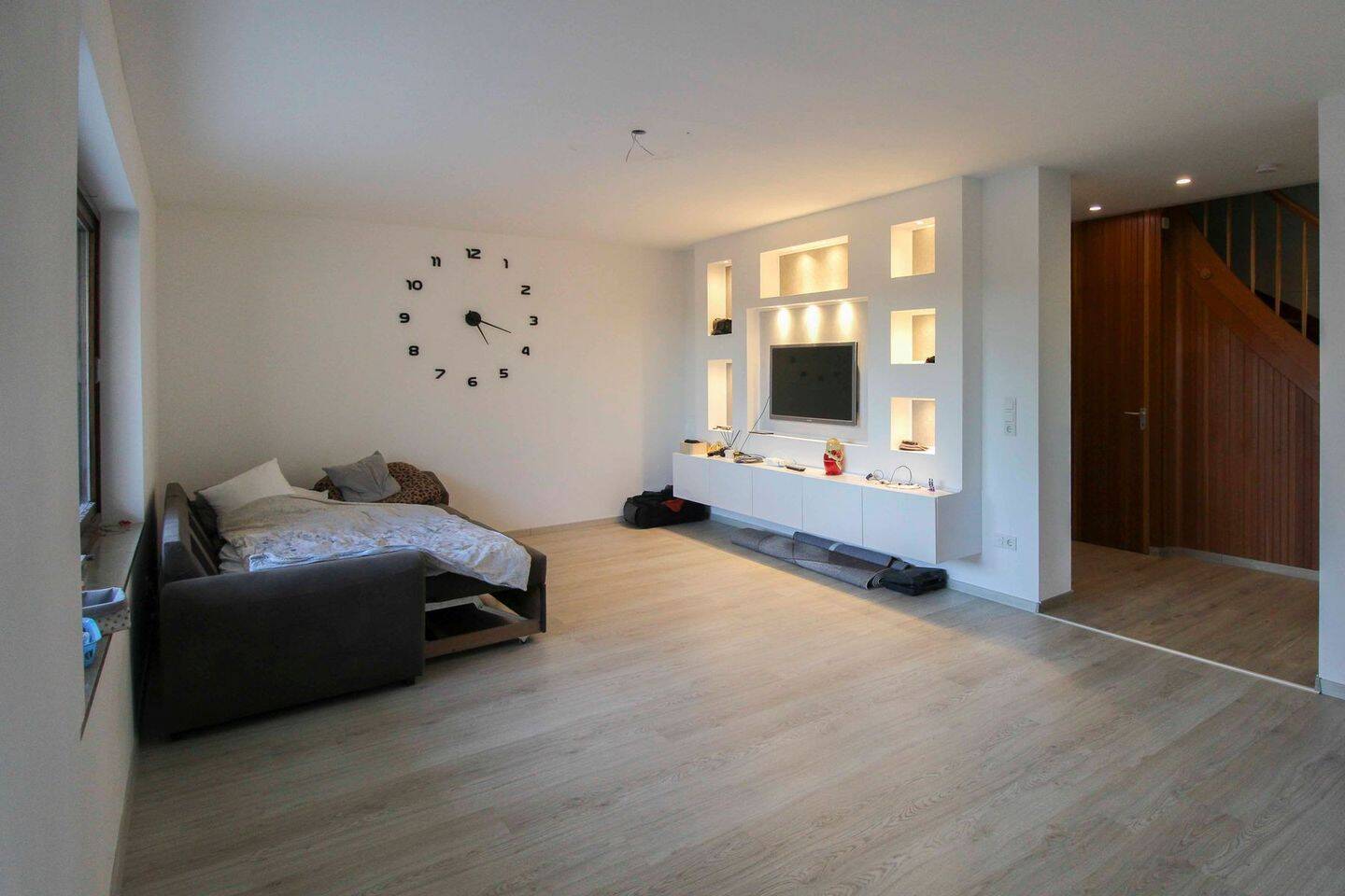 Thumbnail-Freistehendes Familienhaus mit großem Garten, Balkon, Garage und Raum für Ihre eigenen Ideen