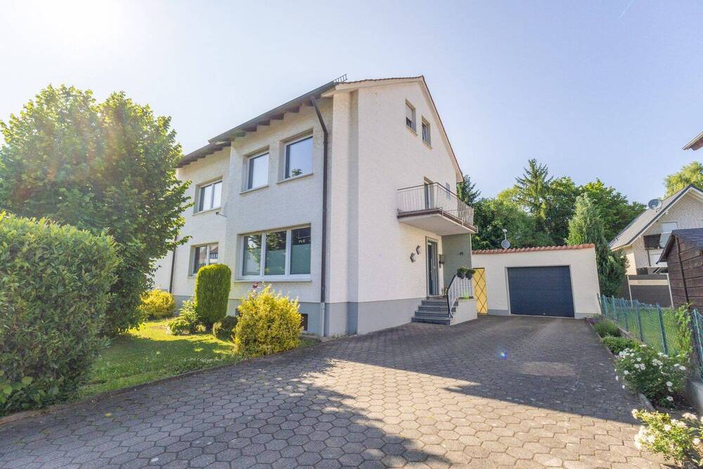 Haus & Gartenansicht