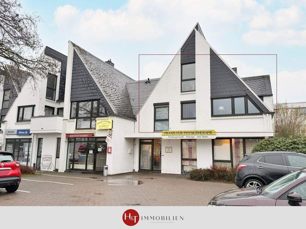 Thumbnail-Charmante 3-Zi.-DG-Wohnung mit Balkon in exponierter Lage