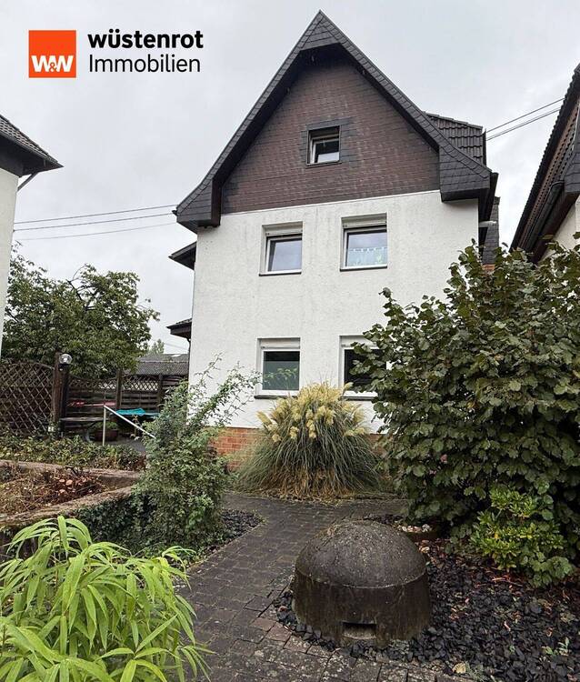 Thumbnail-Ein Zweifamilienhaus zum Wohlfühlen, mit großem Garten und Garage in Unkel