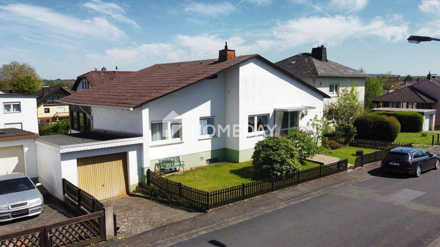 Thumbnail-Einfamilienhaus mit Herz, Gartenidylle & Ausbaupotenzial in Limburg-Staffel