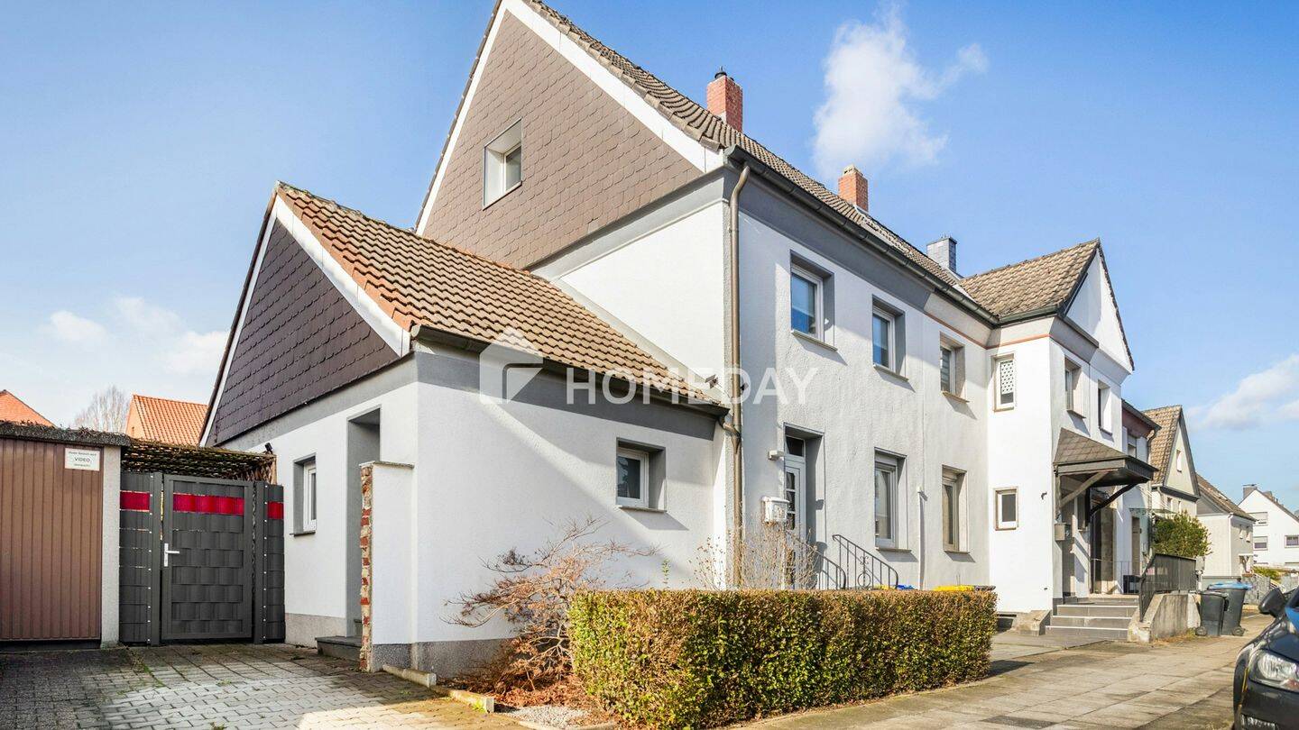 Thumbnail-Charmantes Reihenendhaus mit Kamin, Pool und Garten - Wohnen mit Geschichte und Komfort