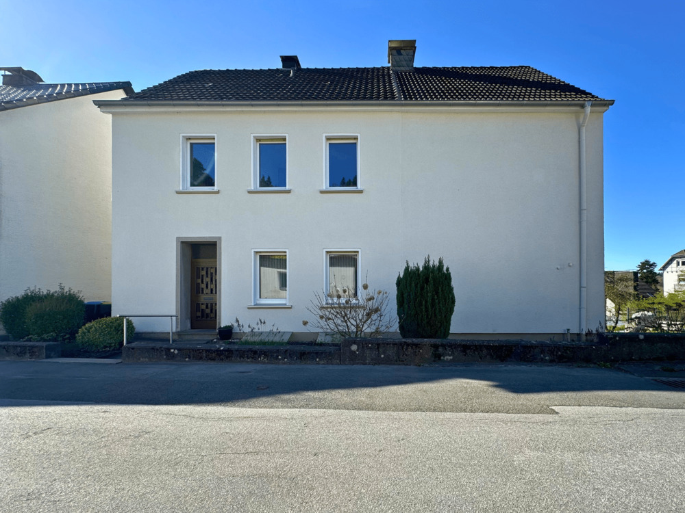 Thumbnail-Großzügiger Altbau mit Weitblick, Substanz und Entwicklungspotenzial