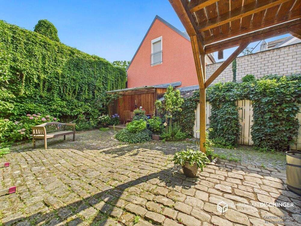 Thumbnail-2 x Altstadthäuser mit Entwicklungspotenzial in Regensburg-Steinweg