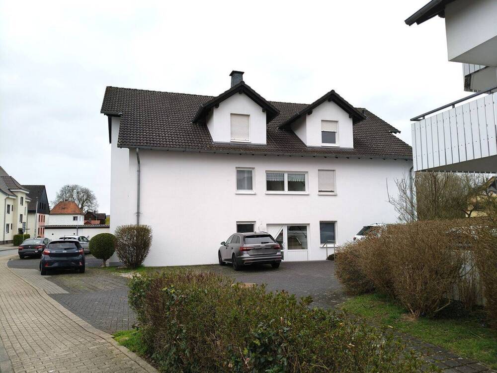 Thumbnail-Lichtdurchflutetes Erdgeschosswohnen mit Südwestbalkon und Stadtnähe in Holzminden
