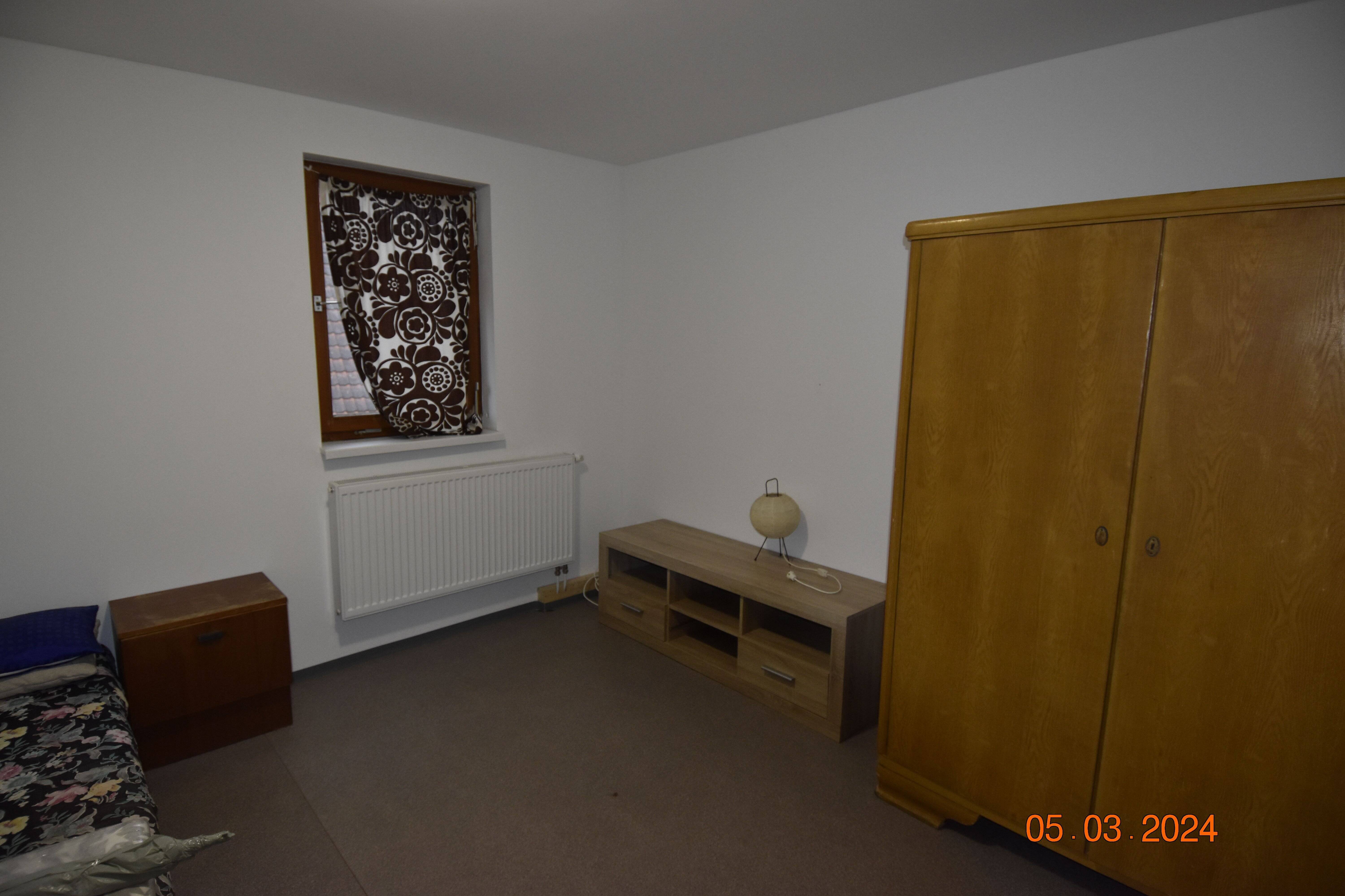 Thumbnail-WG Zimmer ca. 15 m² besonders für Fernfahrer geeignet!!!