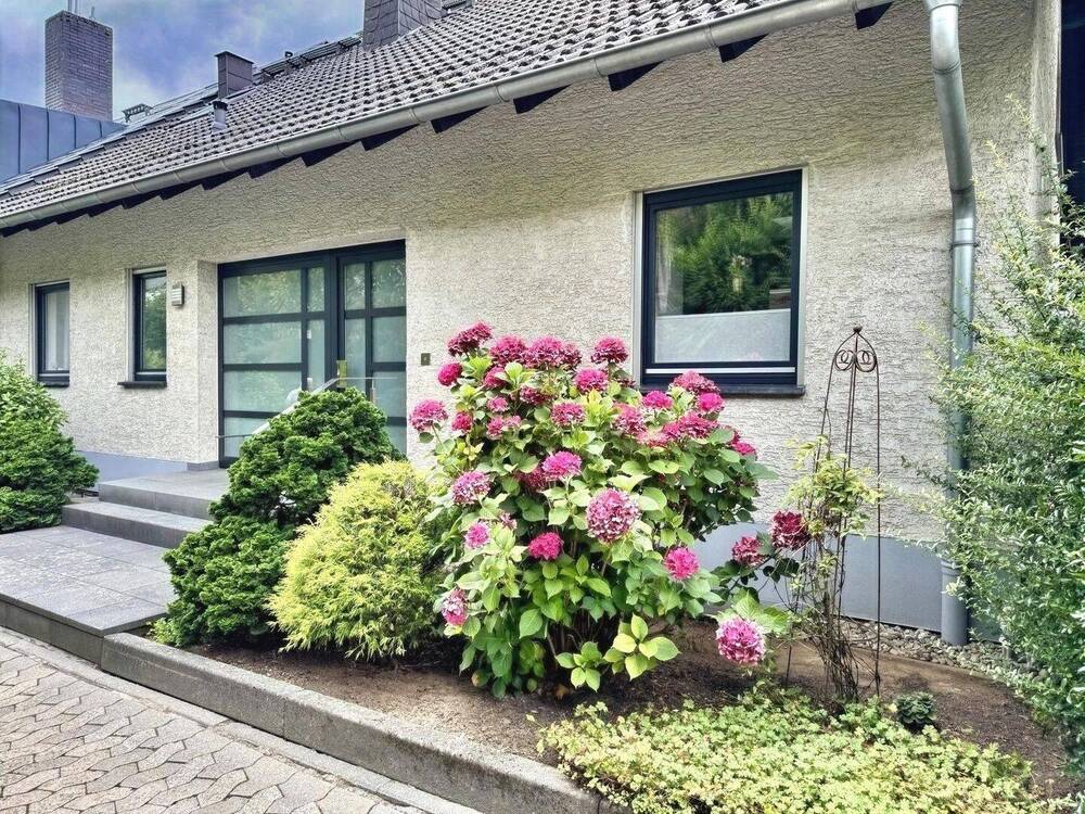 Straßenansicht