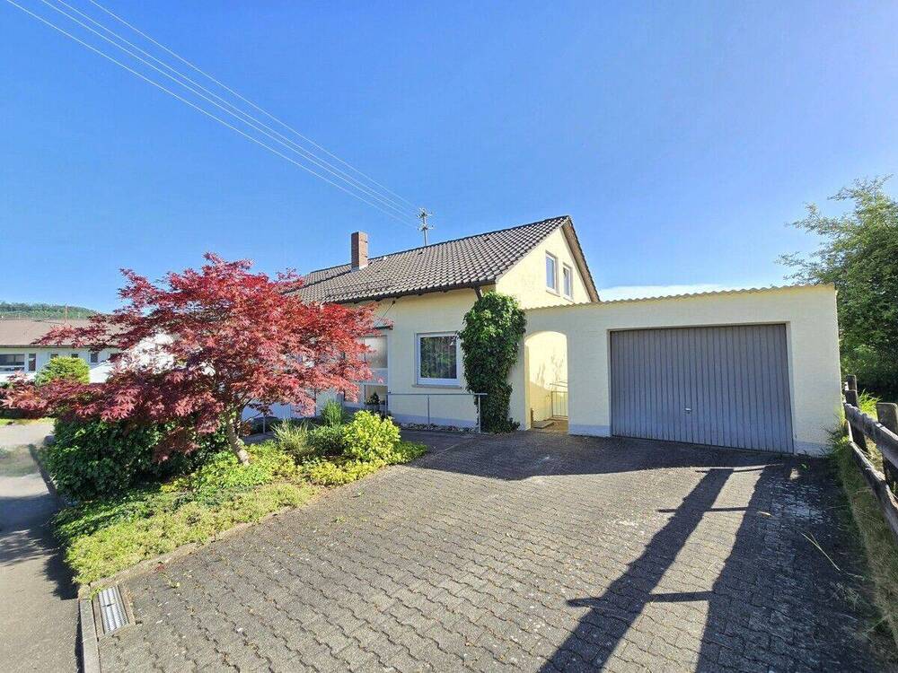 Thumbnail-sehr gepflegtes Einfamilienhaus mit Ausbaupotential im DG in 72116 Mössingen-Talheim
