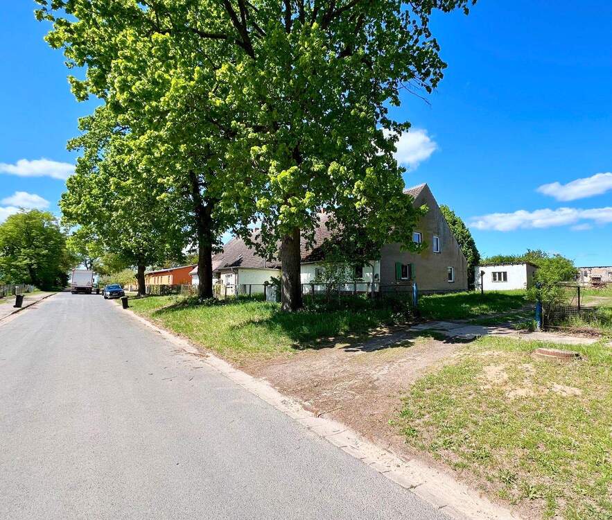 Thumbnail-Mehrfamilienhaus mit Renovierungsbedarf in Spantekow