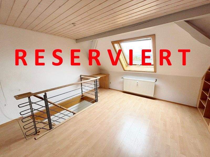 Thumbnail-zu Fuss in die Stadt - SOFORT FREI: Maisonette-Wohnung (3,5 Zimmer) im 1. OG mit EBK und Stellplatz