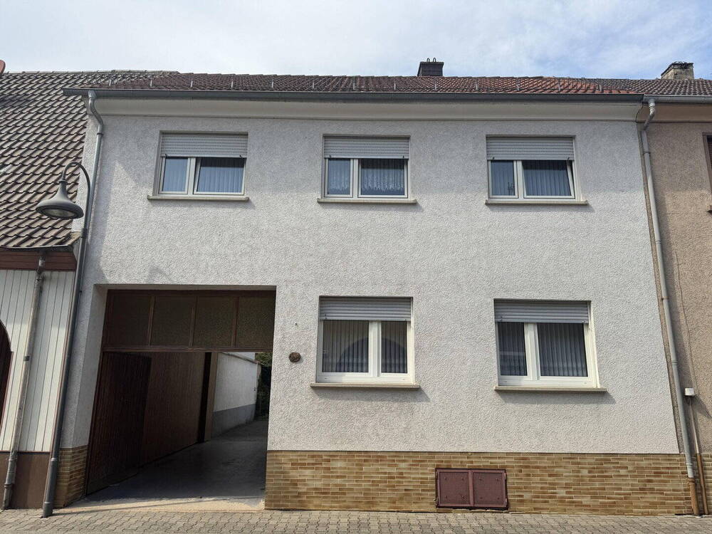 Thumbnail-Charmantes Einfamilienhaus mit vielseitiger Scheune und historischem Flair in Philippsburg!