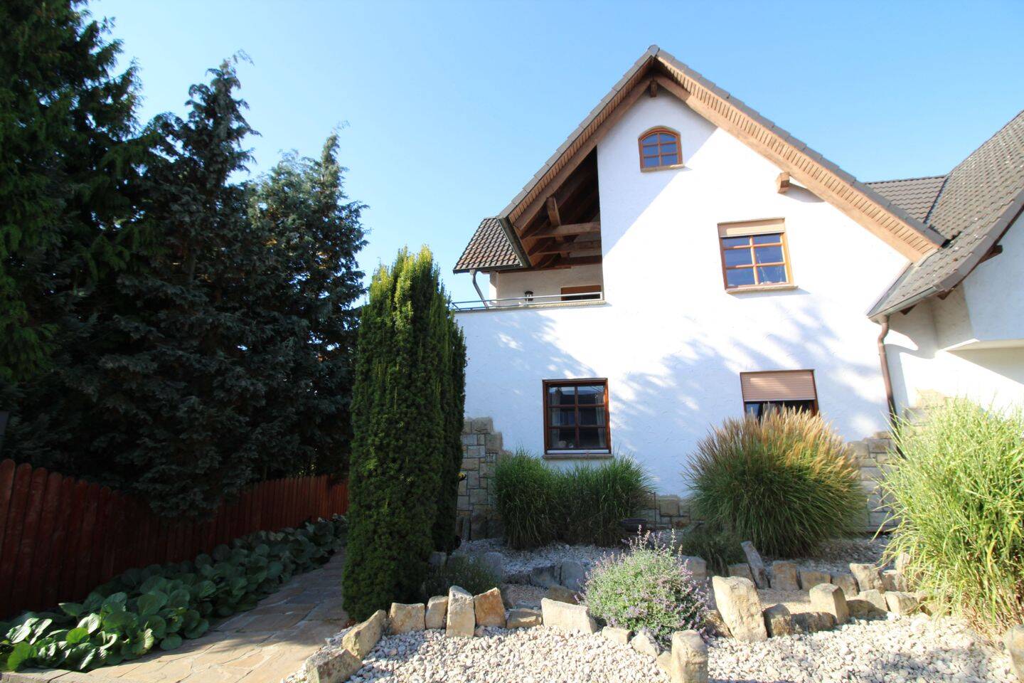 Thumbnail-Traumhafte Erdgeschosswohnung mit Gartenidylle – und der Option auf ein komplettes Eigenheim