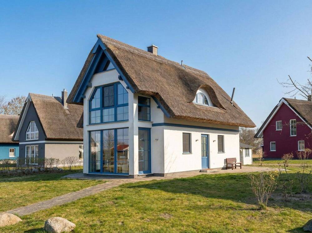 Thumbnail-Traumhafter Seeblick: Individuelles Ferienhaus unter Reet in naturnaher Lage