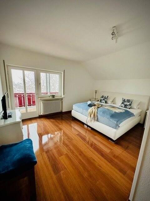 Thumbnail-Hochwertig möblierte 4-Zimmer Wohnung mit direktem Bademantelgang zur Therme