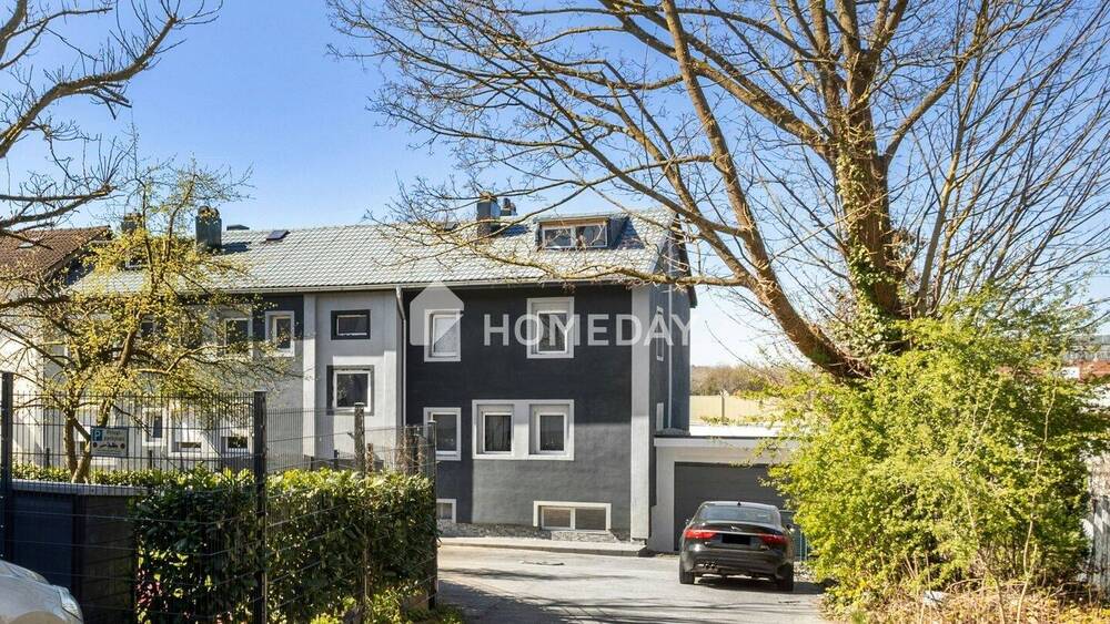 Thumbnail-Teilvermietetes Mehrfamilienhaus mit besonderer Architektur in attraktiver Lage von Stolberg