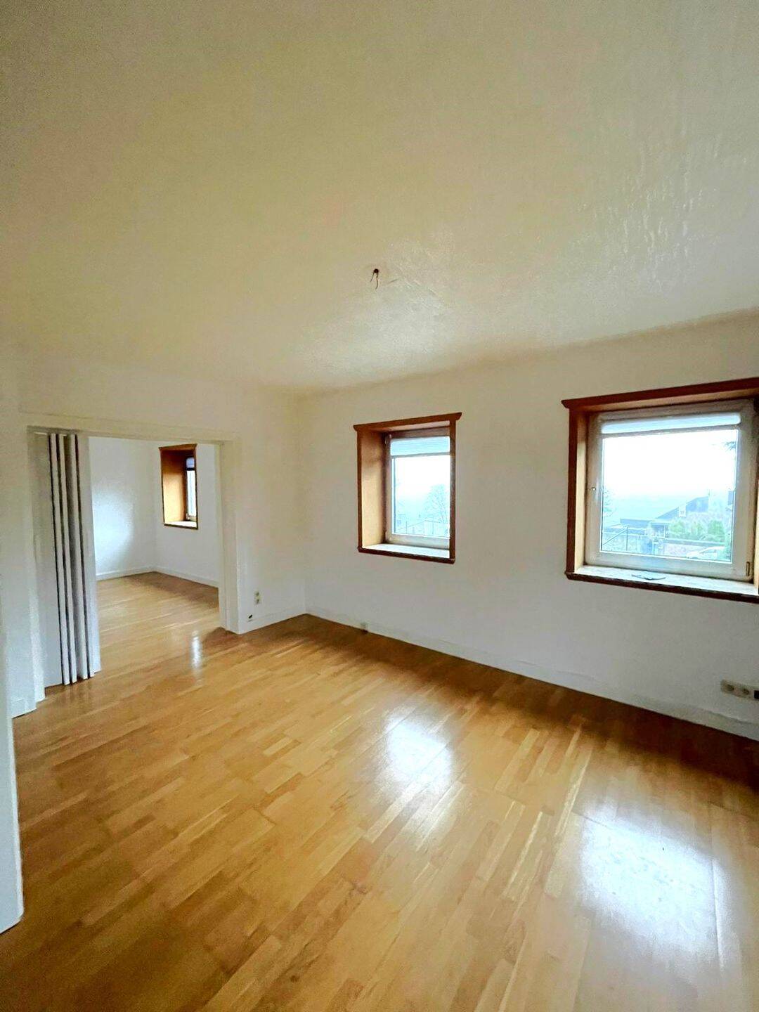 Thumbnail-2 Zimmer-Wohnung mit separatem Eingang im Erdgeschoss