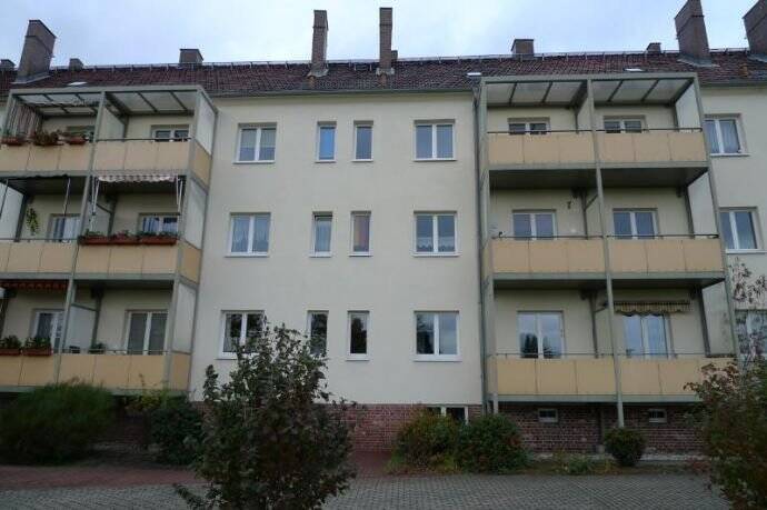 Thumbnail-Forst, 3-Raumwohnung mit Balkon am Freibad, Nähe Rosengarten
