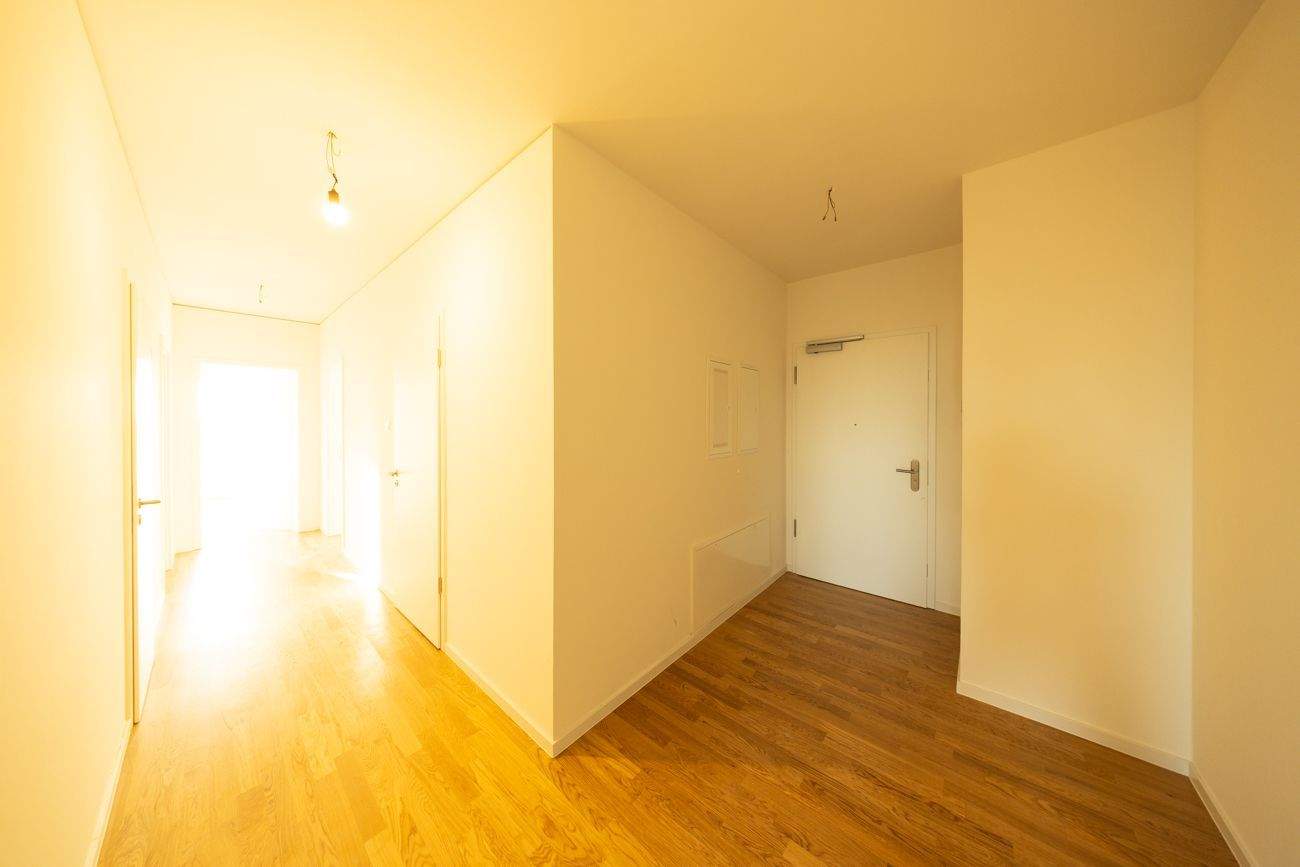 Thumbnail-Attraktive Neubauwohnung in Zentrumsnähe mit 5 Zimmern und Balkon auf ca. 118m²