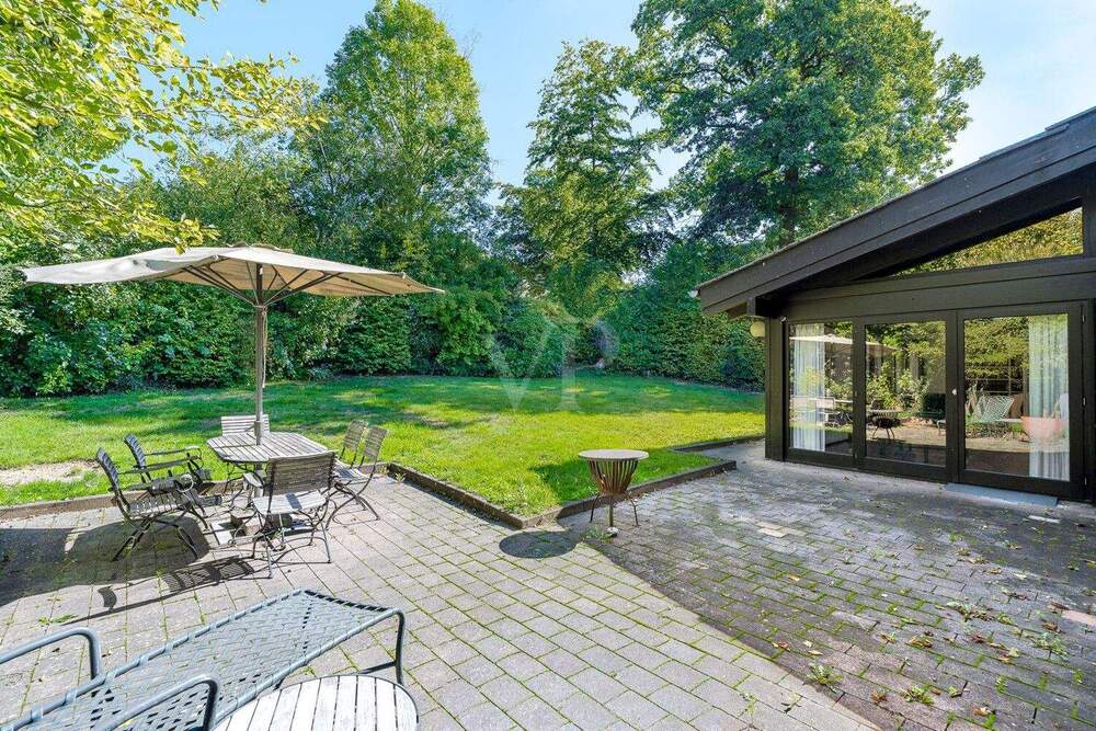 Thumbnail-Sanierungsbedürftiges Architektenhaus in naturnaher Lage von Wehrheim