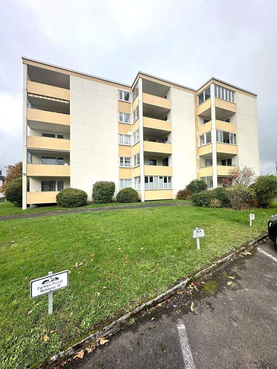 Thumbnail-Naturnahe 2 Zimmer-Wohnung mit Balkon und PKW-Stellpatz.