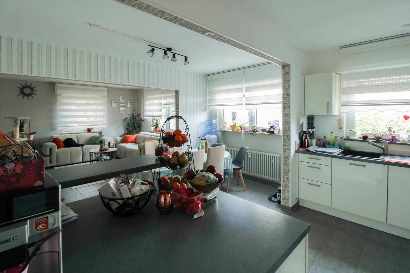 Thumbnail-Bequemer und grobzügig wohnen: Erdgeschosswohnung in zentraler Lage