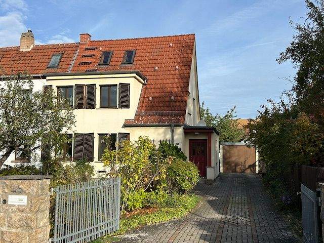 Thumbnail-RUHIG GELEGENE, GEPFLEGTE DOPPELHAUSHÄLFTE IN DER PARKVORSTADT - SICHERN SIE SICH DIESE GELEGENHEIT JETZT!