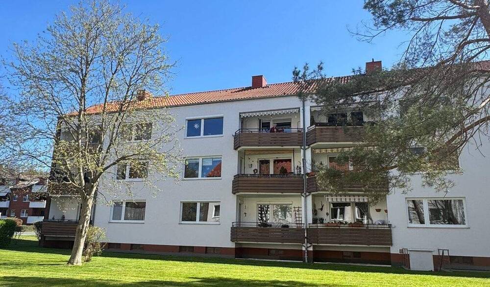 Thumbnail-Sonnige 3 Zimmer Wohnung mit herrlichen Westbalkon in Göttingen-Weende nahe der Uni