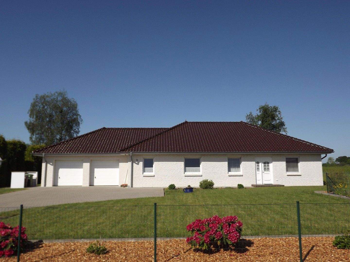 Thumbnail-Bungalow mit Doppelgarage in Böel