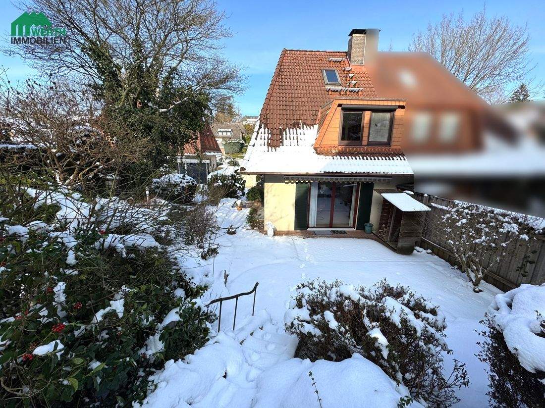 Thumbnail-Charmantes Zuhause mit Garten, Kamin & Garage *** 360 Grad Rundgang ***