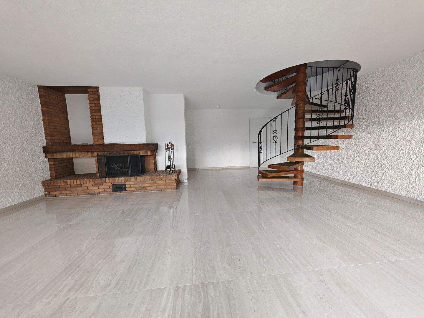 Thumbnail-Energieeffizientes Luxus-Reiheneckhaus - Neubaualternative mit Garten, Kamin & Top-Ausstattung