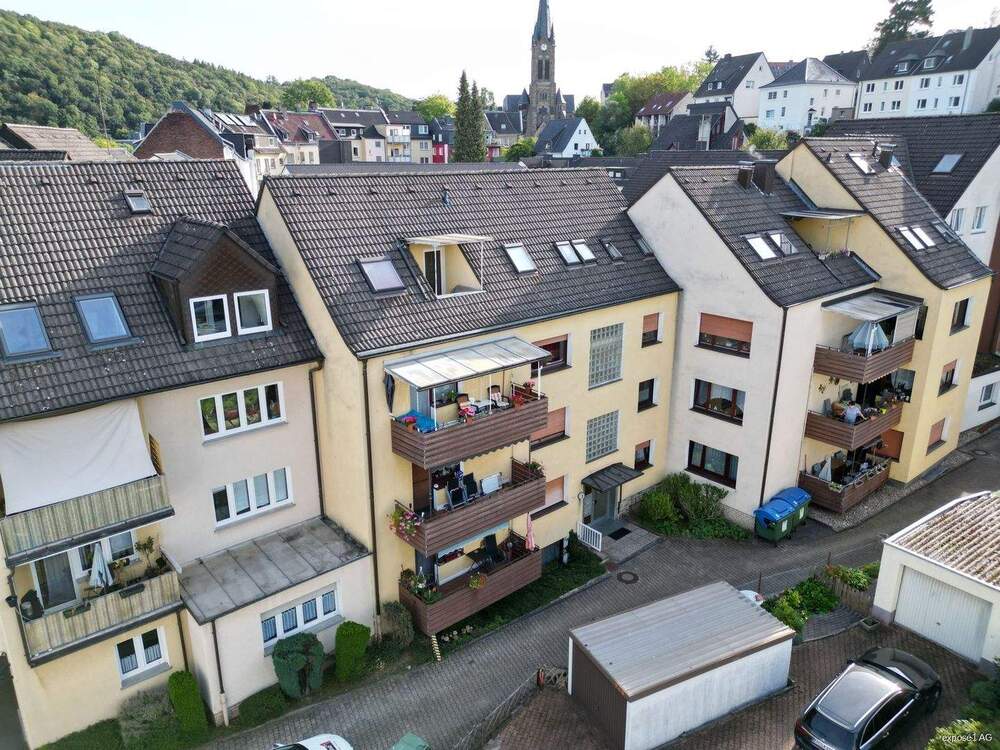 Thumbnail-SHG+++ Kernsanierte 2,5-Zimmer-Wohnung mit großem Balkon