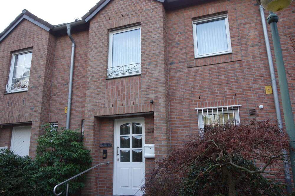 Thumbnail-EXKLUSIV EINFAMILIENHAUS MIT GARTEN+TERRASSE+GARAGE MODERNES BAD+G-WC BADEWANNE + DUSCHE AM FALDER