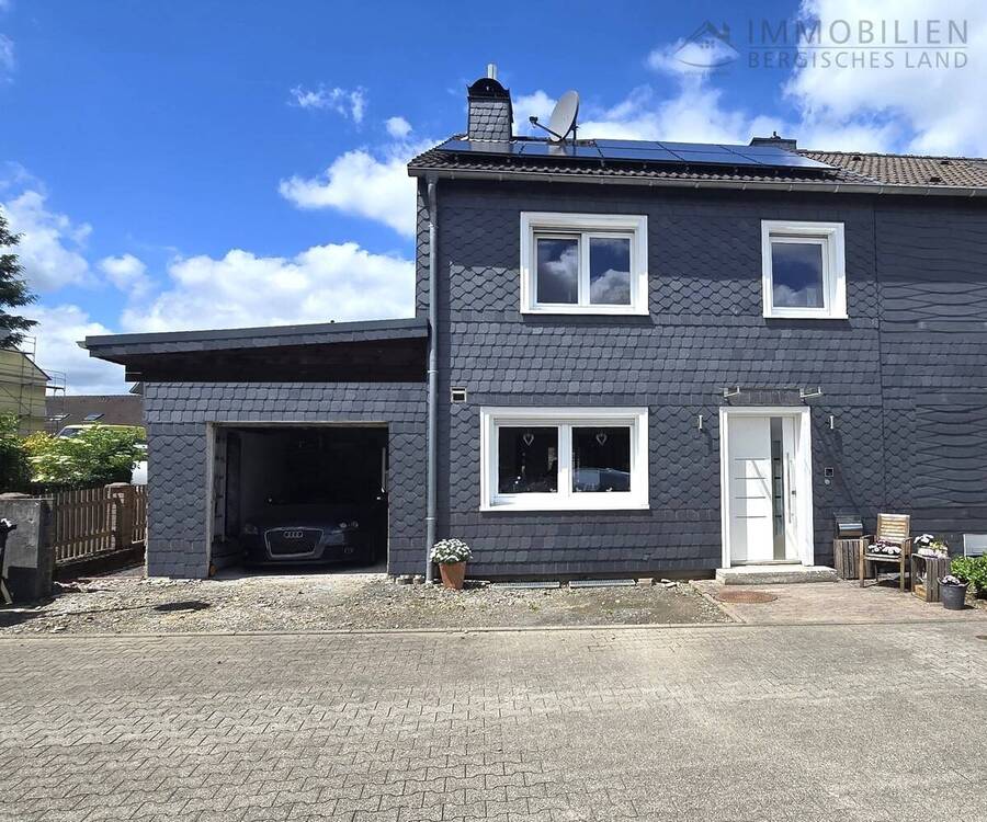 Thumbnail-GEPFLEGTES UND MODERNISIERTES REIHENENDHAUS IN RUHIGER INNENSTADTLAGE - IDEAL FÜR 2-3 Personen